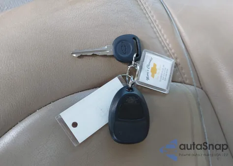 2010 Chevrolet Traverse Lt z USA, uszkodzony, nr VIN 1GNLRGED7AS149171